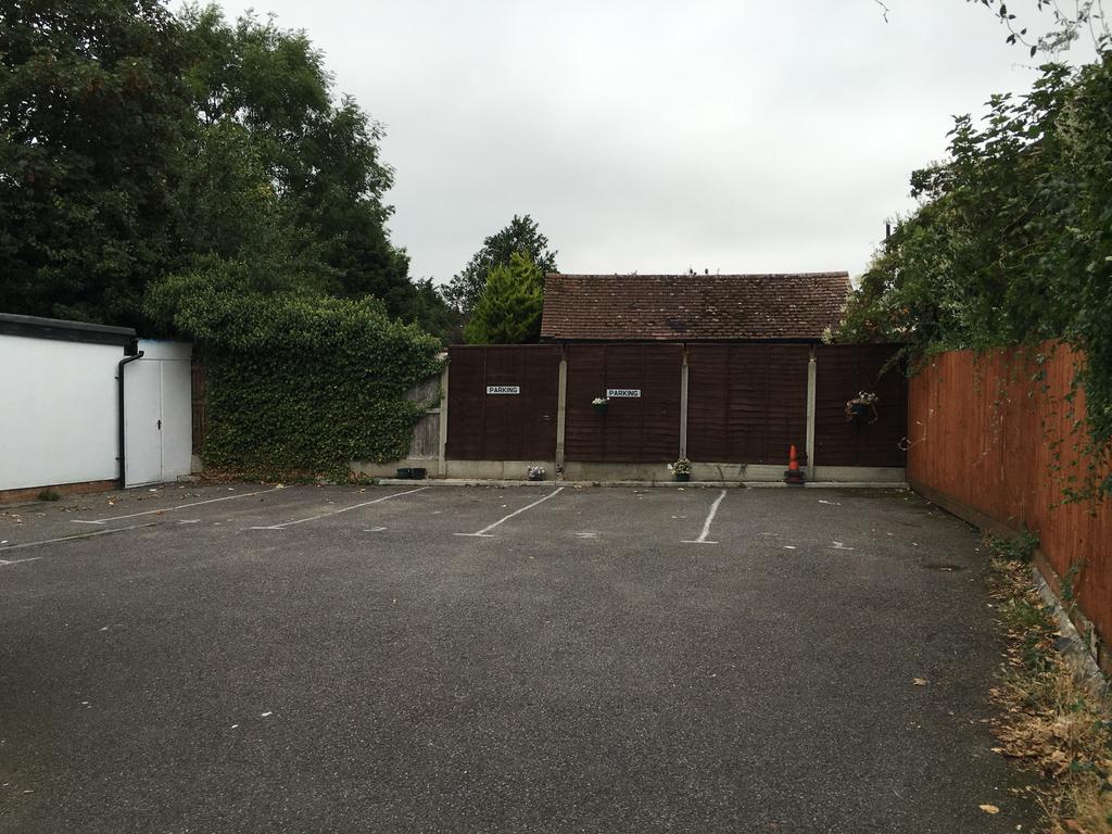 Havering Hotel ラムフォード エクステリア 写真